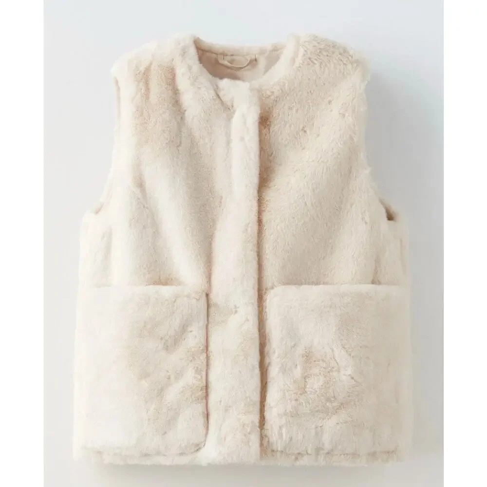 ZARA Girls Faux Fur Vest Cream Color - size 11-12